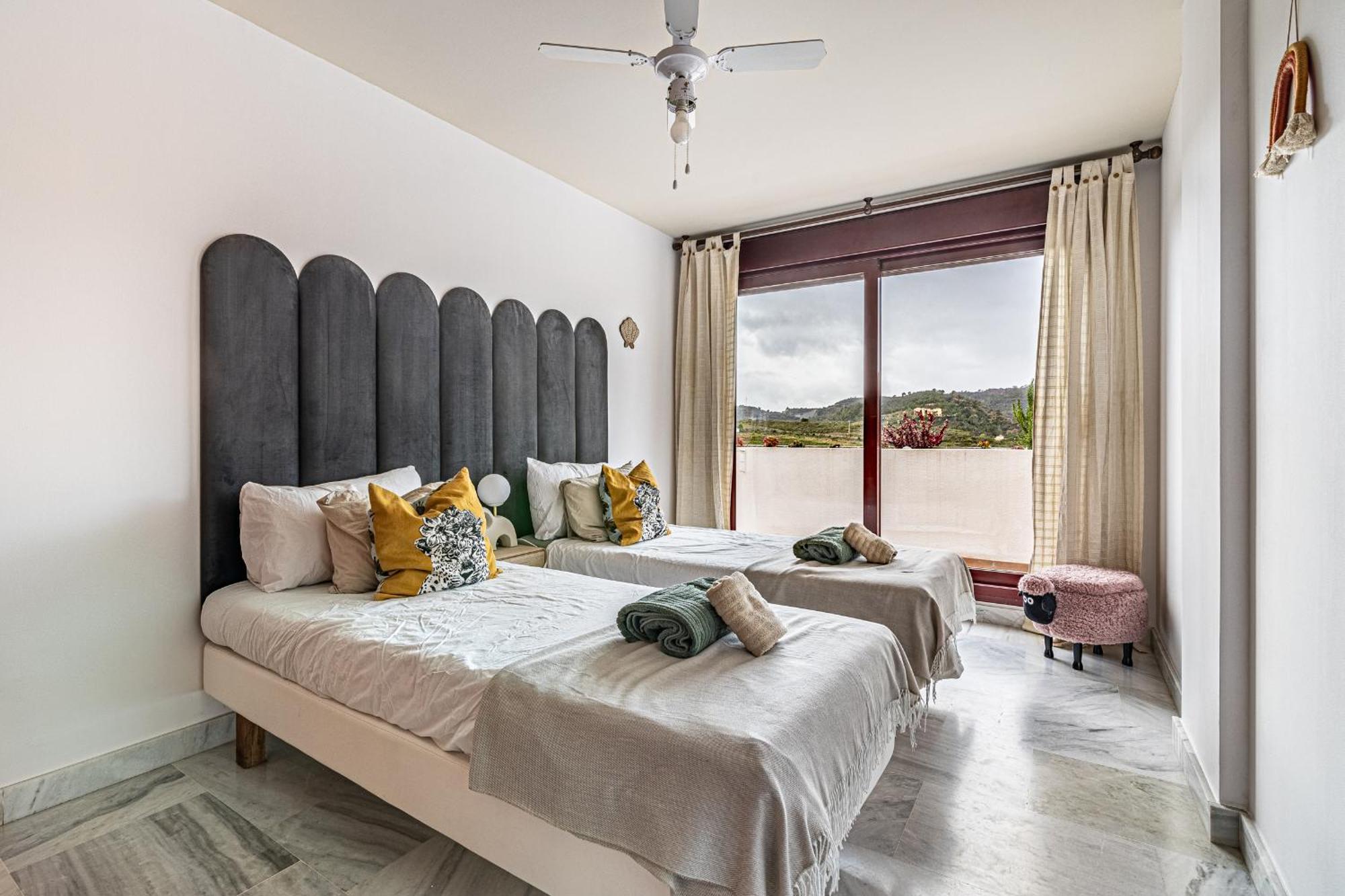 Rentitspain Apartamento Charming Gym, Jacuzzi Y Balcon Estepona Esterno foto